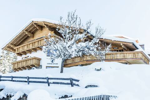 Premium chalet in Wagrain with 2 saunas and pool