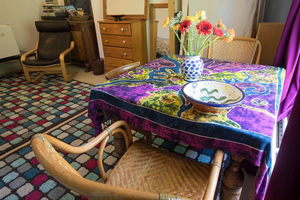 View as you walk in from the kitchen or hall.
