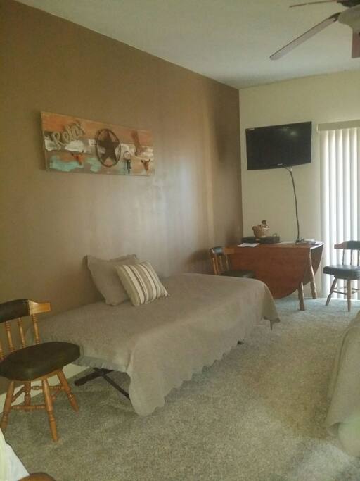 Single day bed