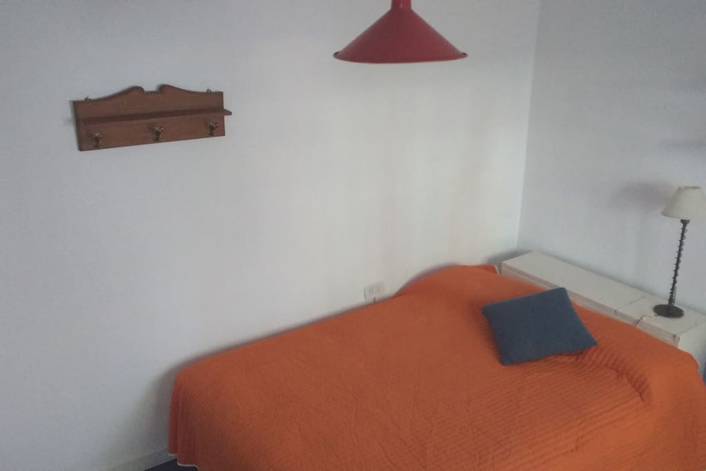TWO SQUARE BED
