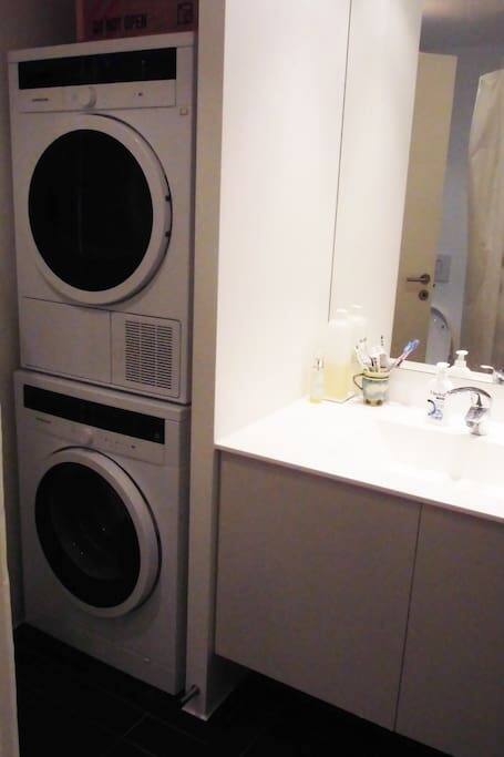 Washing machine and dryer