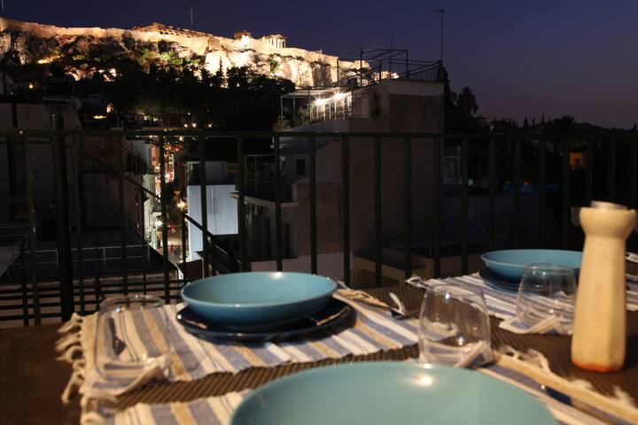 Plaka 2-storey Penthouse with Acropolis views. PL6 gallery image 4