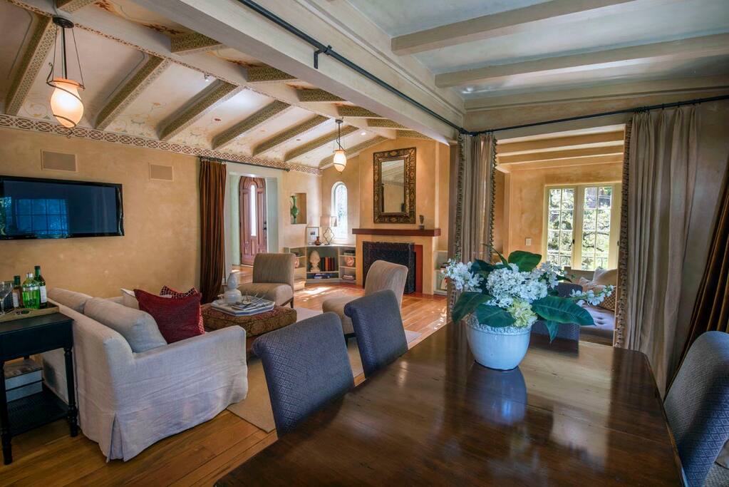 Main Floor Large Living Room With Dining Area