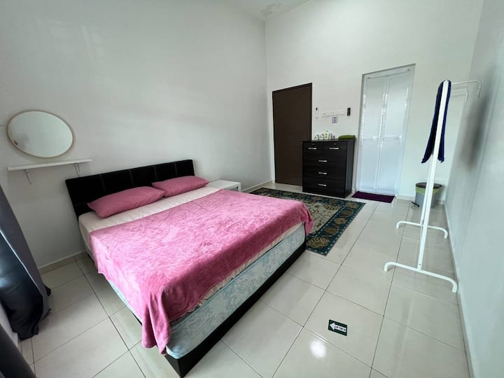 غرفة النوم 2