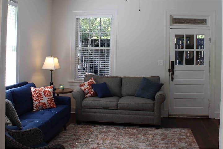 Home In Columbus' Park District - Columbus