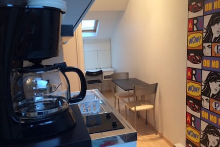 Studio Jaude avec garage