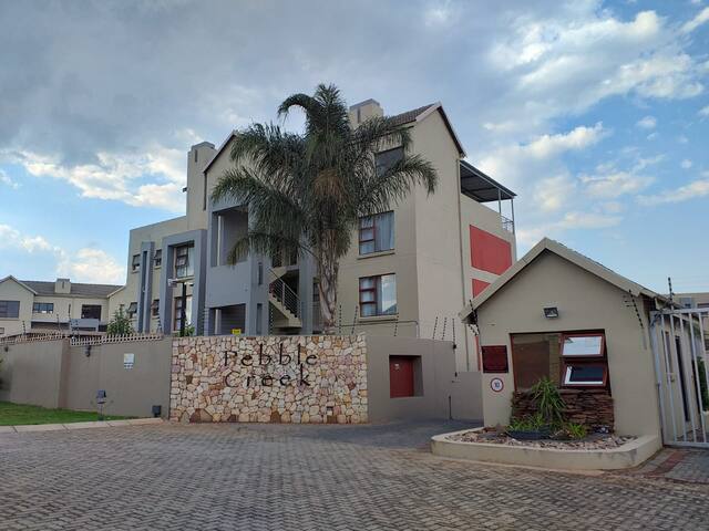 Top Roodekrans Lofts Vacation Rentals Airbnb
