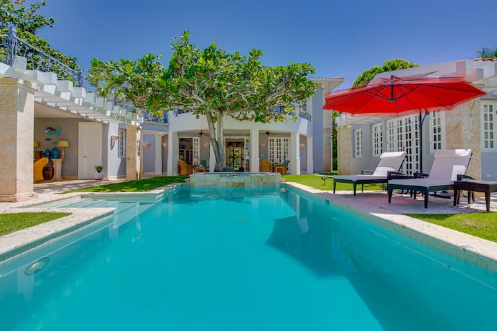 Palms & Villas managed Airbnb listing 3
