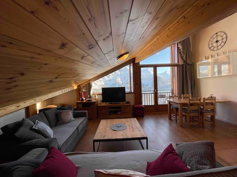 Annonce Airbnb populaire: Cozy and warm 4 bedroom apartment, exceptional view à Orcières