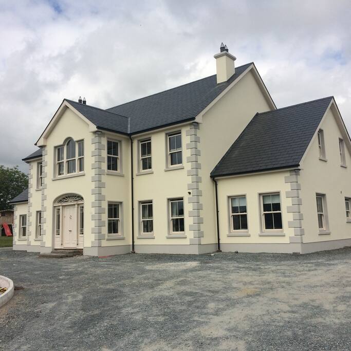 Entrance View to Corcaghan House