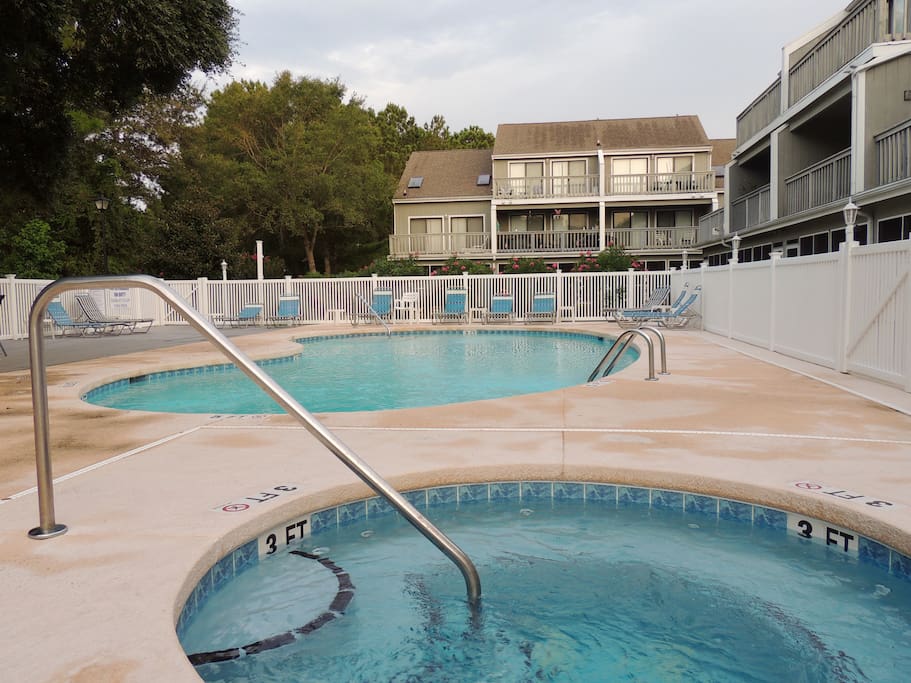 Pool/jacuzzi