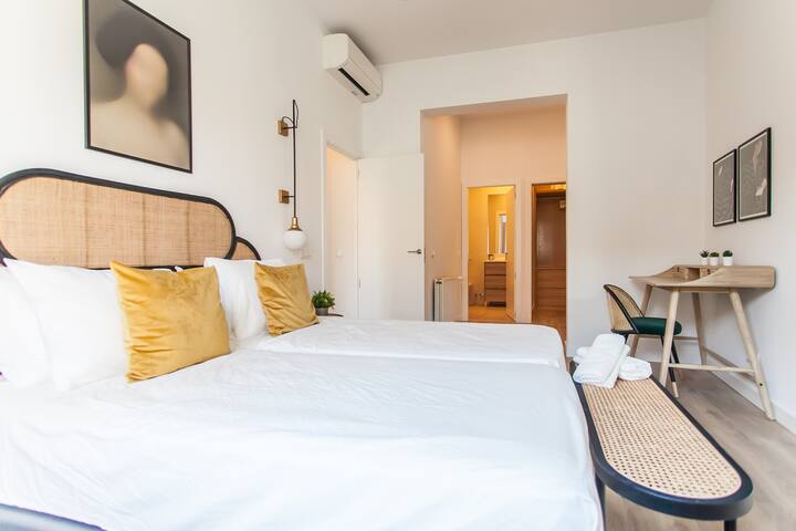 Opera, Sol & Plaza Mayor: Estilazo, Glamour, Nuevo gallery image 5