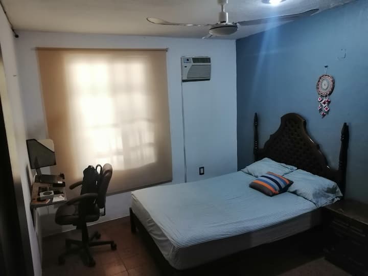 Hab. privado en house 5 min. from historical center Houses for Rent