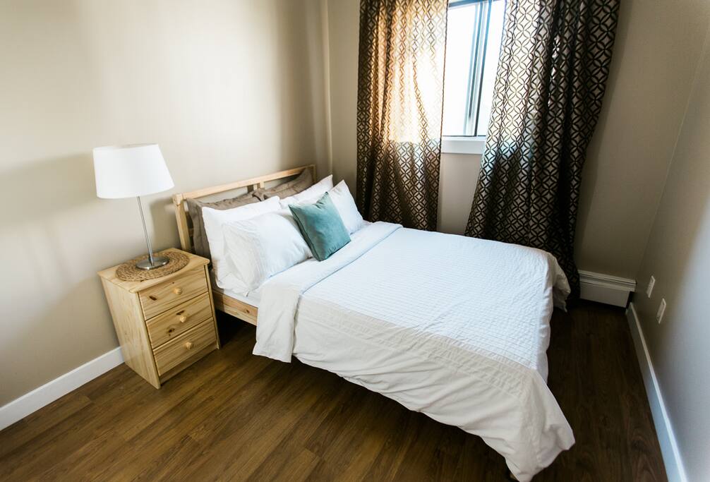 Second bedroom, featuring a double/full bed, large closet, and north-facing window.
"The room was really comfortable, I slept great every night." - Sarah