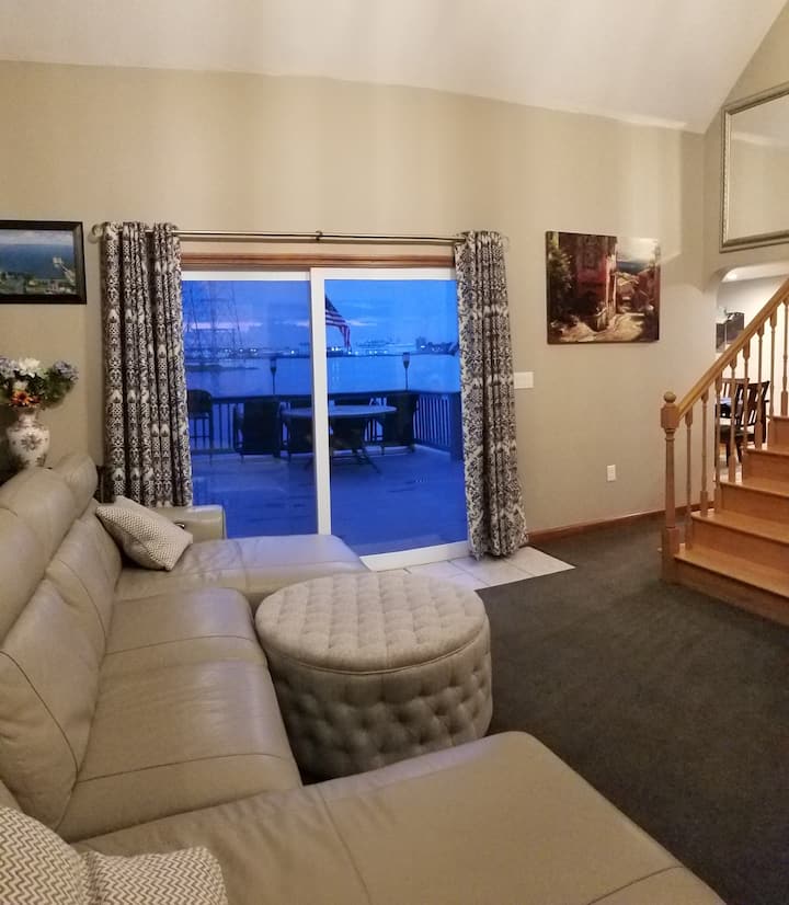Waterfront Beach Home With Attached In- Law Suite - Quincy, MA