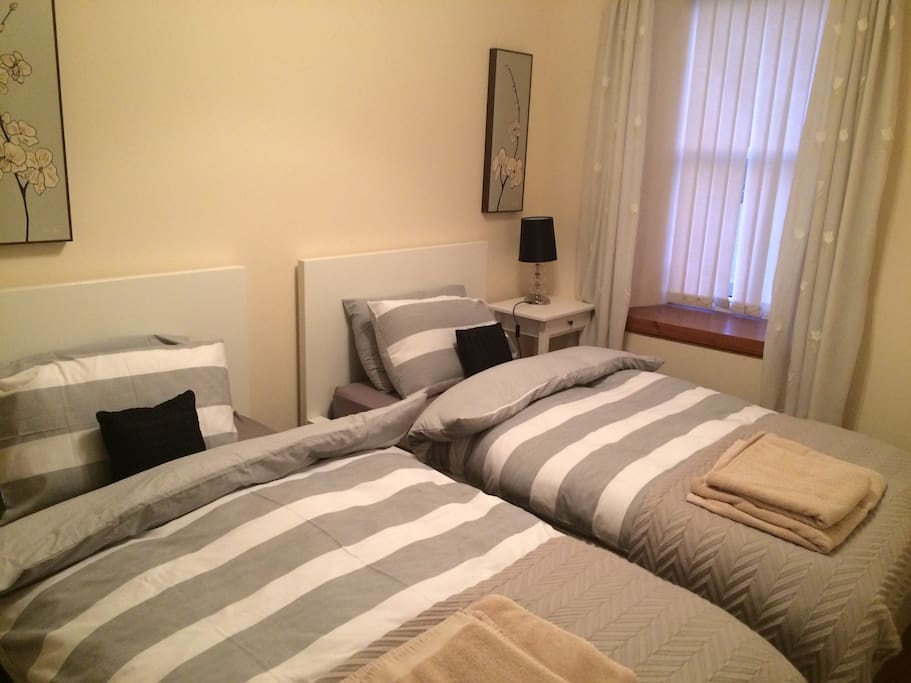 Twin Bedroom