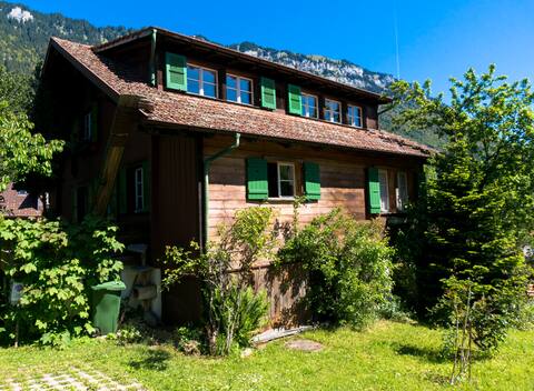 Swiss Chalet "Hohliebi" bei Interlaken