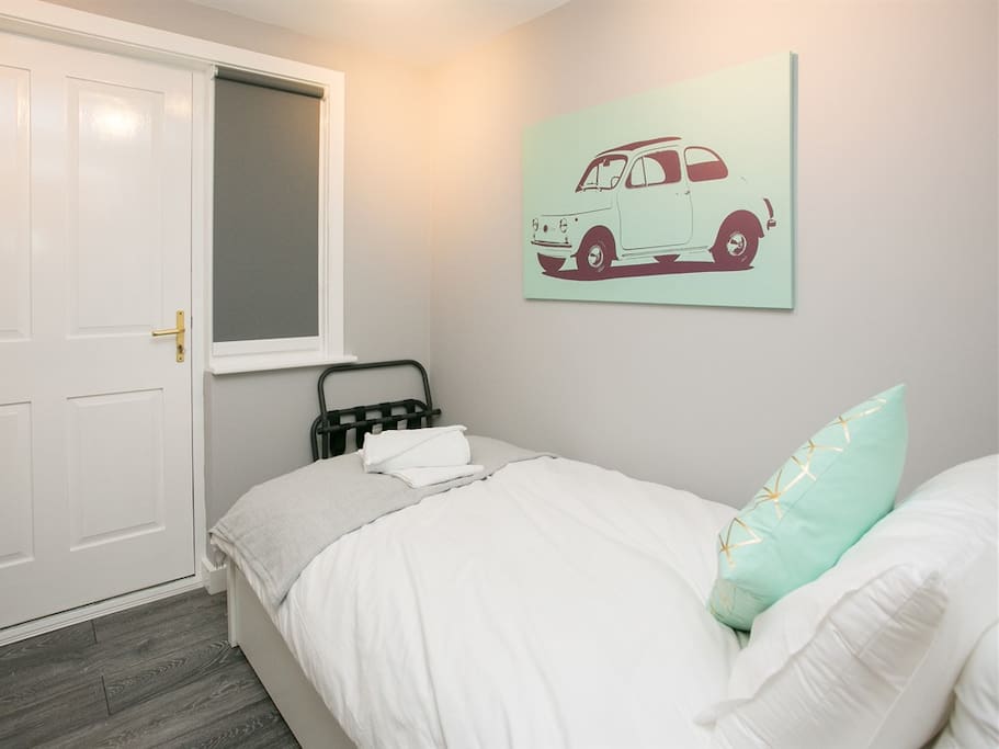 Guest room