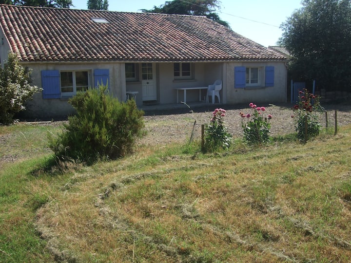Accommodation in the countryside 15 minutes from the beaches, 70 m²