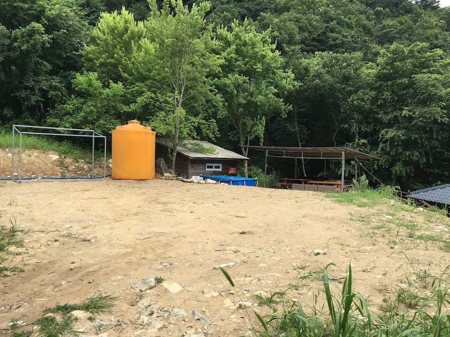 옆에서 본 캠핑장