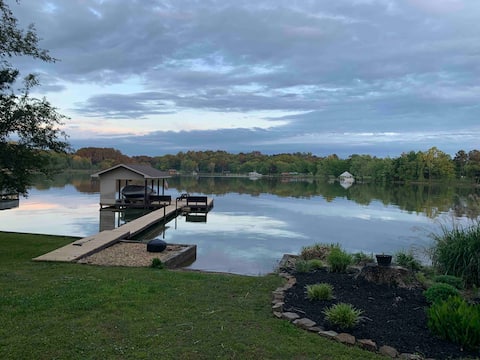 Private Dock, Pontoon Boat Option