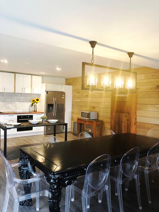 Living-entertaining