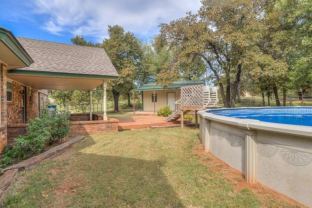 Quiet shaded space and a large above ground pool (summer only)