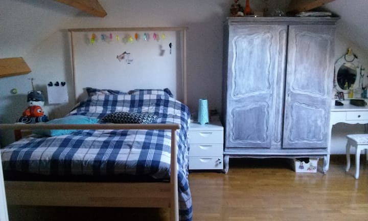 ห้องพร้อมเตียงคู่ 1 หลัง