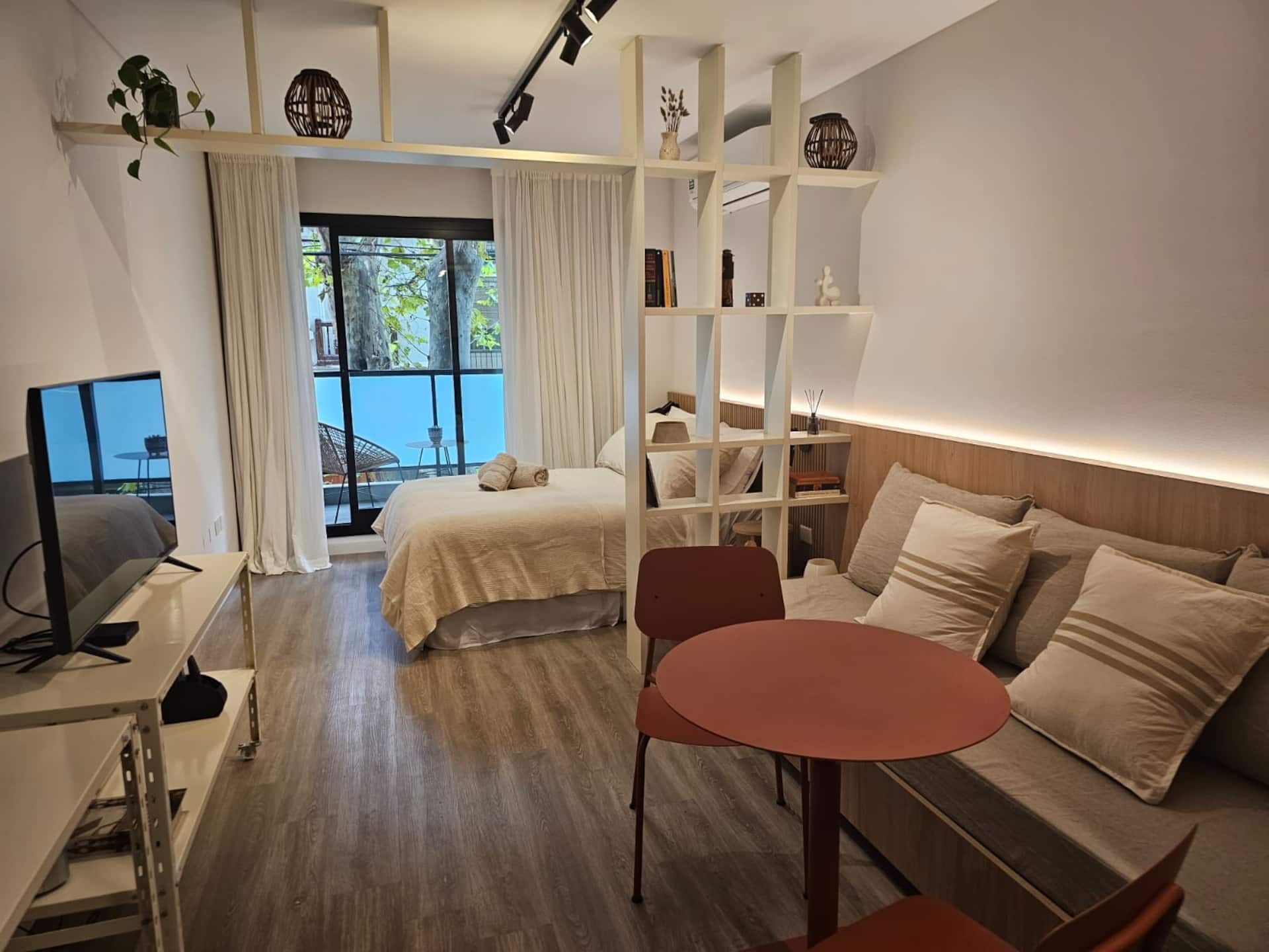 Kitnet de 1 quarto com varanda em Belgrano