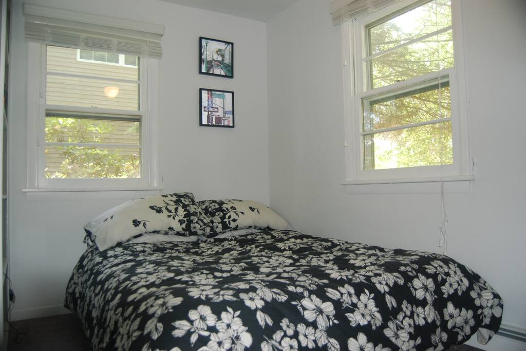 Queen bedded room