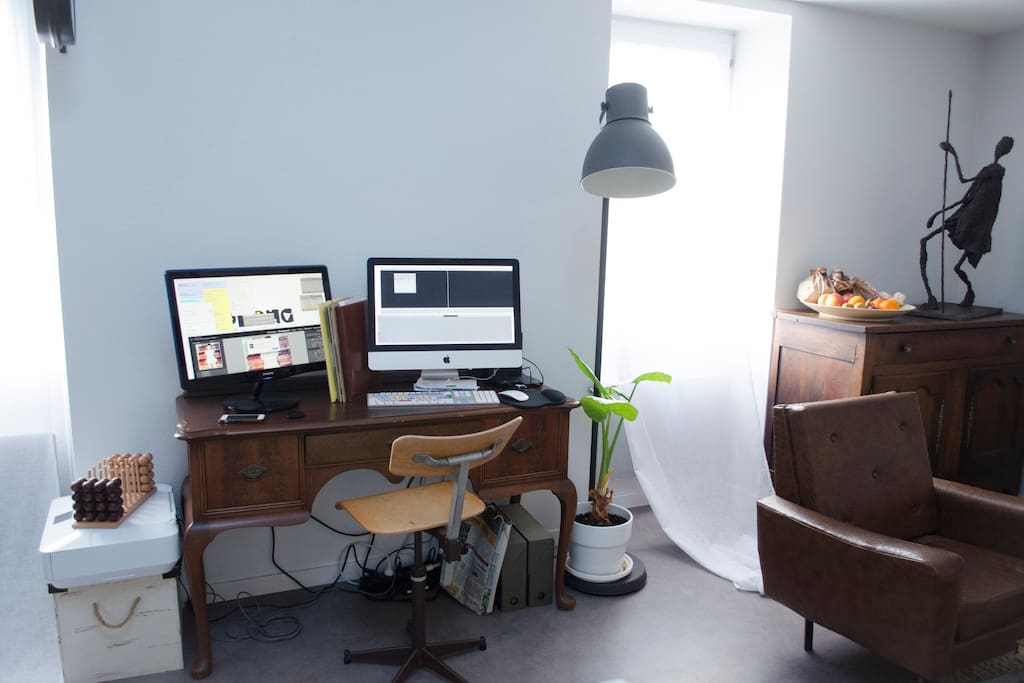 Coin bureau...
