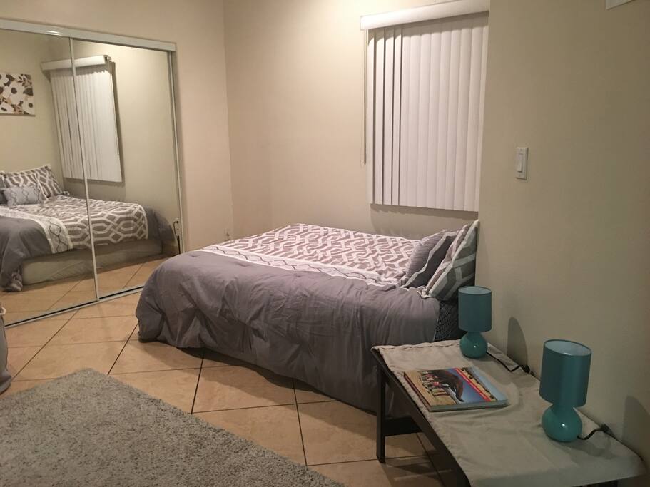 Queen Bed ( Linens and bed angle may differ from photo)