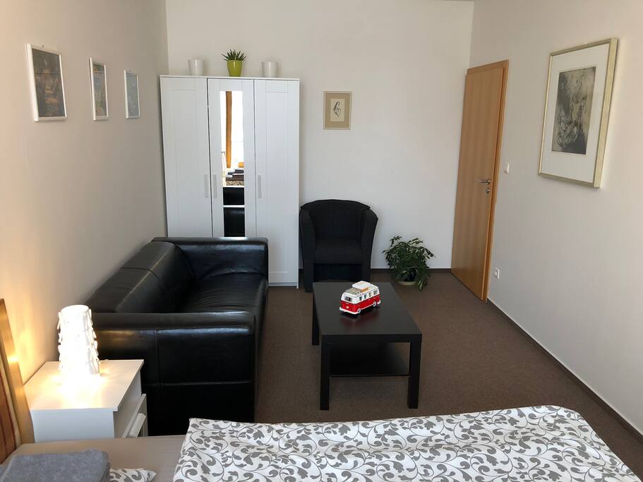 guest room