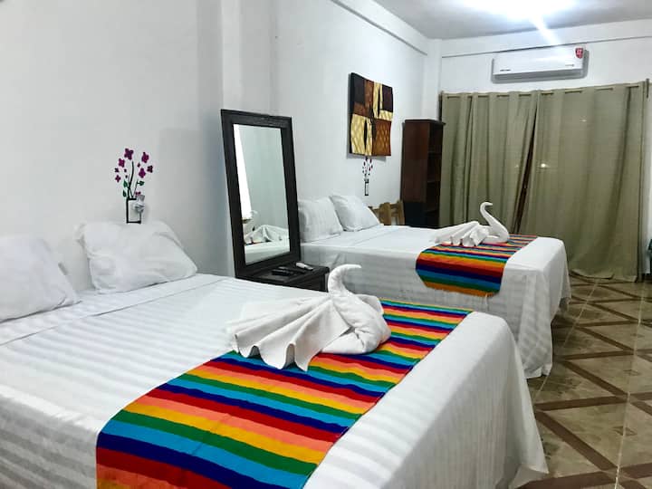 HOSPEDAJE EN EL CENTRO DE BUCERIAS A 1 MIN DEL MAR