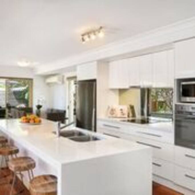 Kitchen/dining