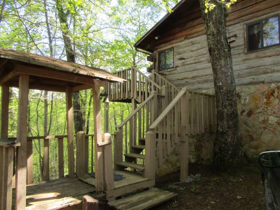 Top 100 Airbnb Rentals 2017 in Blue Ridge,