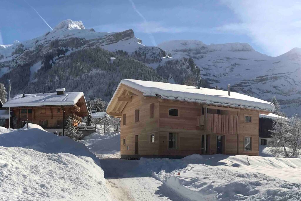 Joli appartement neuf 80m2 au centre du village - Ormont-Dessus의 샬레에서 살아보기, Vaud, 스위스