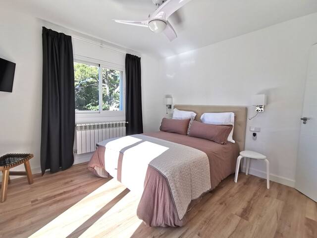 Stunning Villa in Playa de Palma area with pool