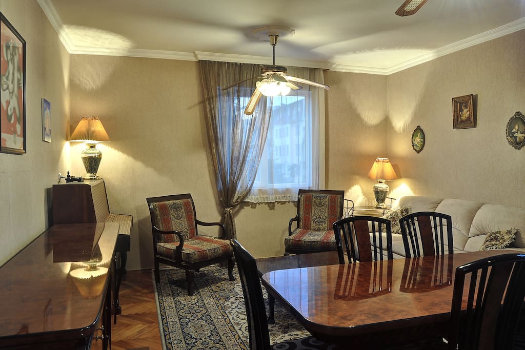 Seating room