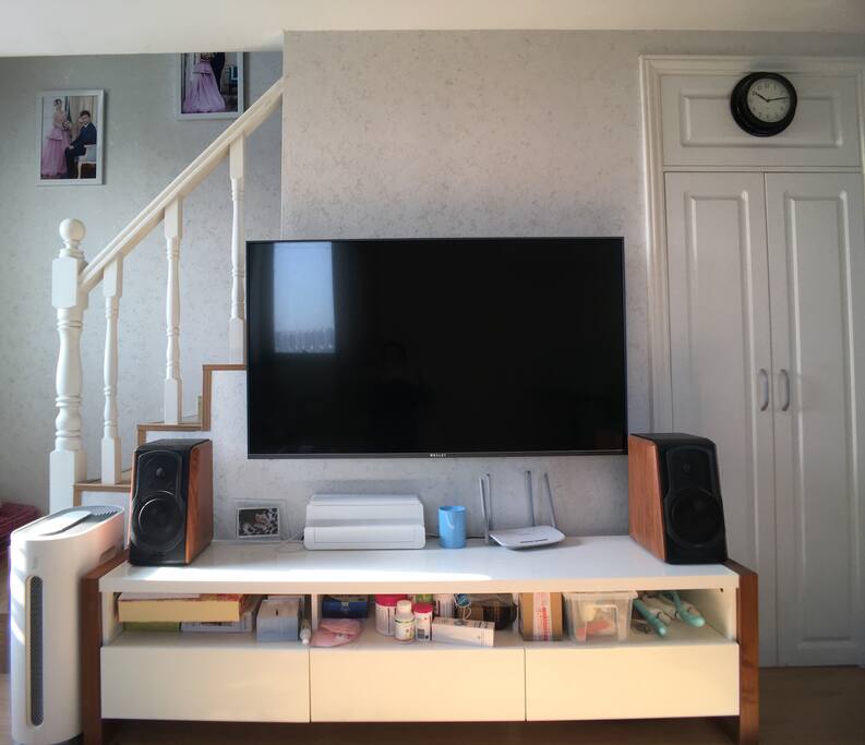TV