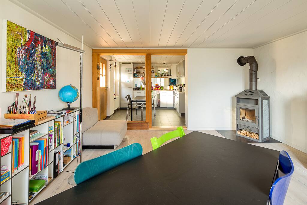 Esszimmer mit Küche