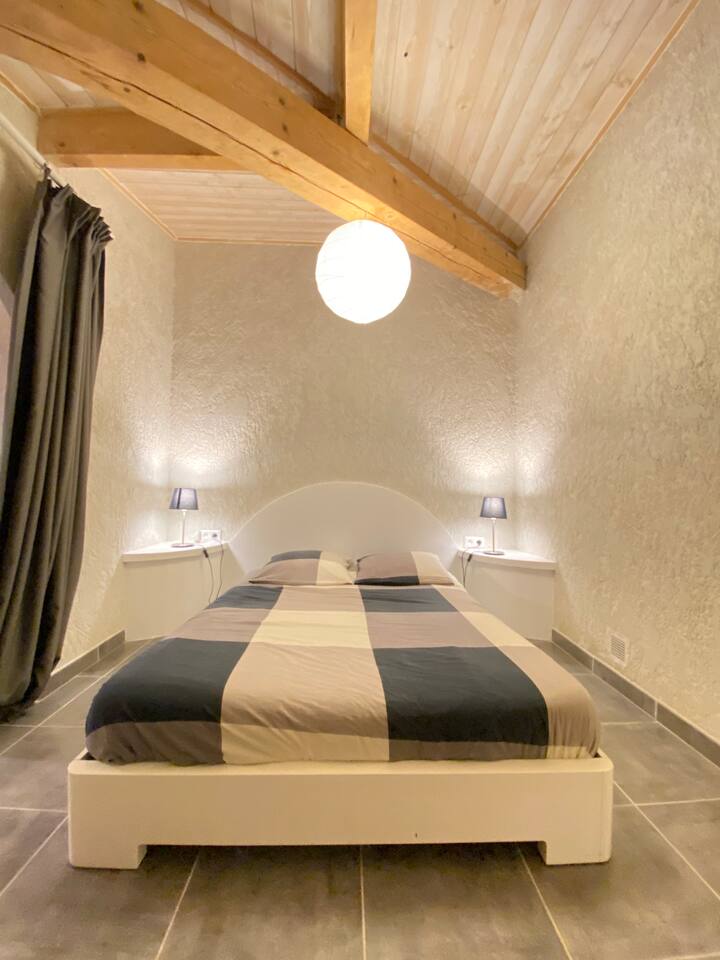  Пространа соба за спиење.