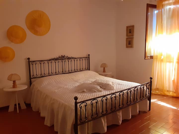 Ორადგილიანი საწოლი.