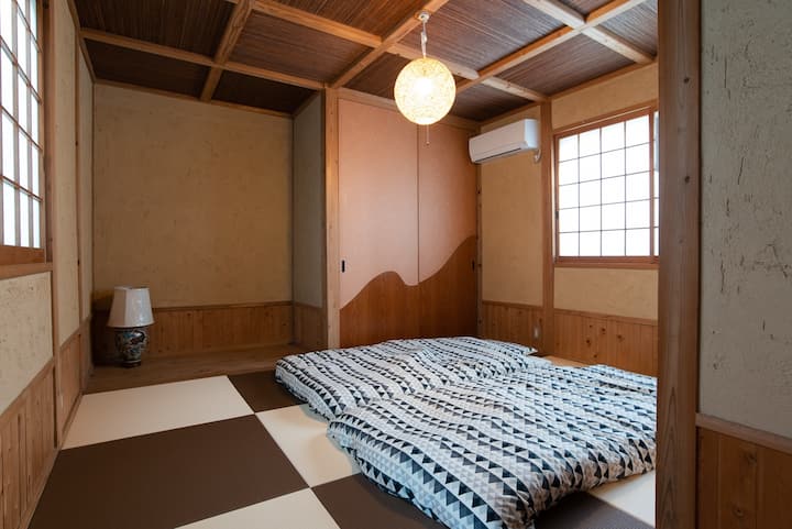 საძინებელი 2