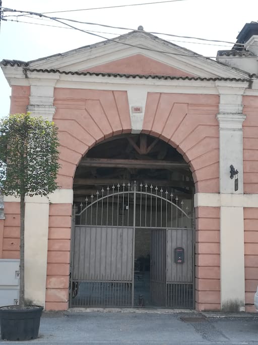 ingresso dalla strada