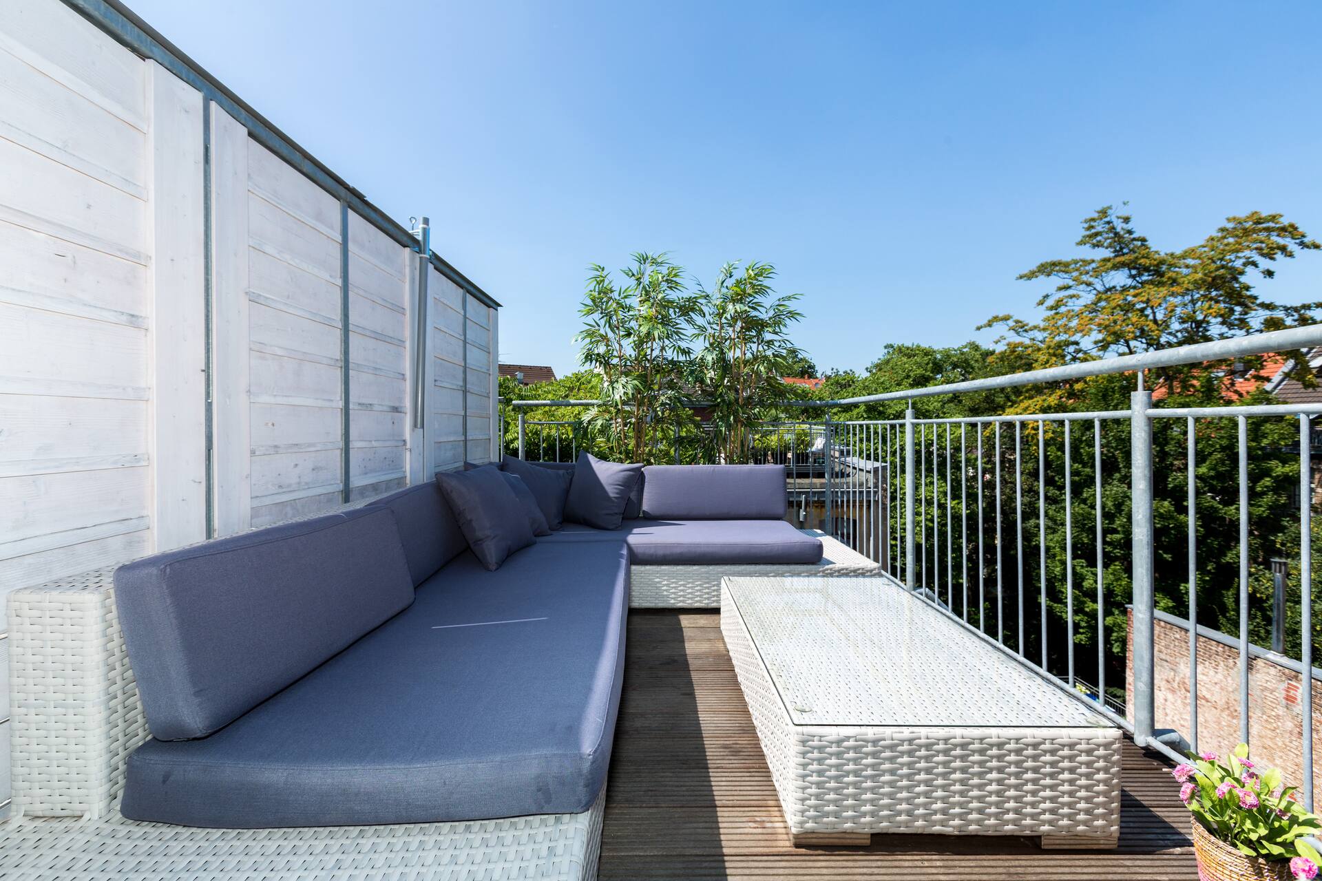 In the heart of the city: Beautiful rooftop apartment