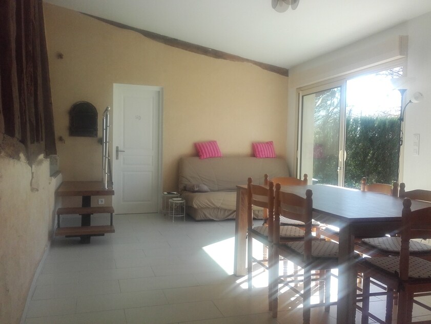 Popular Airbnb listing: Gélise in Gers