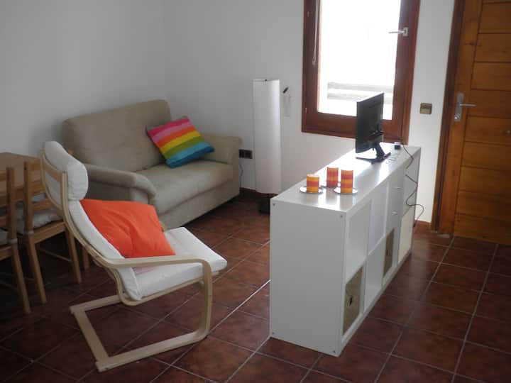 Apartment REFURBISHED (HTUB-012557)