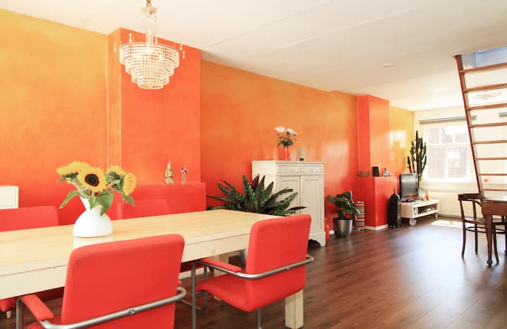 TOP location with private terrace in old centre