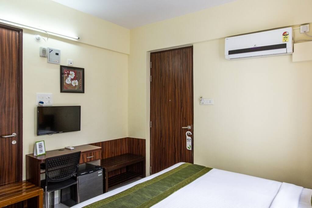 Double Bed